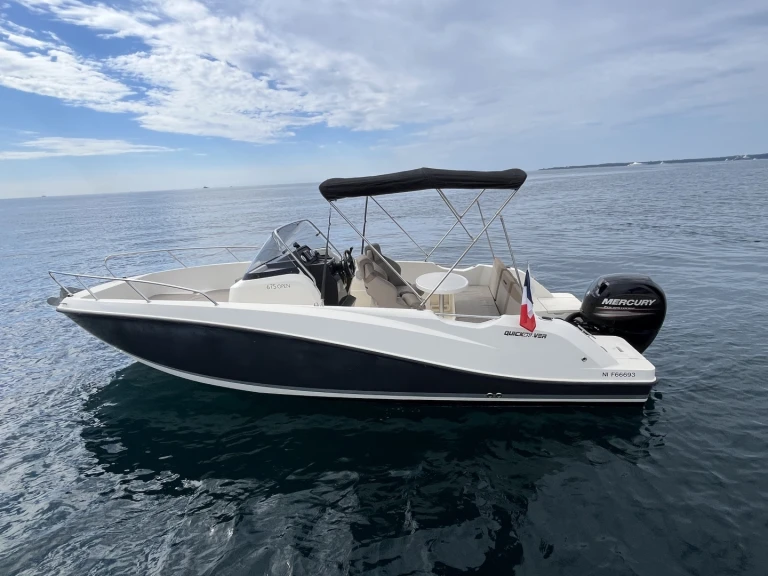 Noleggio a Cannes – Quicksilver Activ 675 Sundeck Sport su SamBoat