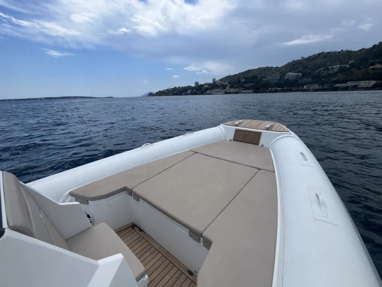 Noleggio Gommone con o senza skipper Renier a Cannes
