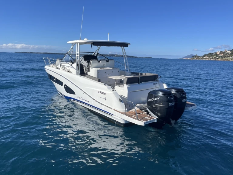 Barca a motore a noleggio a Cannes al miglior prezzo