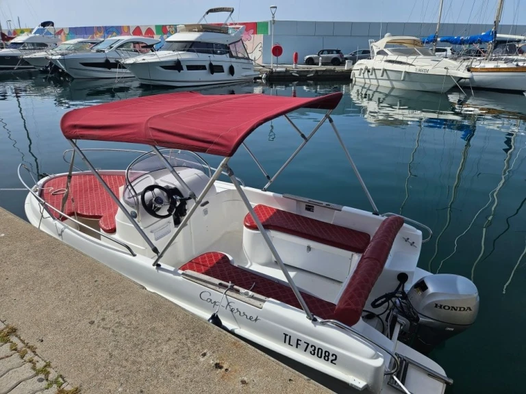 Noleggio barche B2 Marine CAP-FERRET 452 Open San Permis a Saint-Raphaël su Samboat