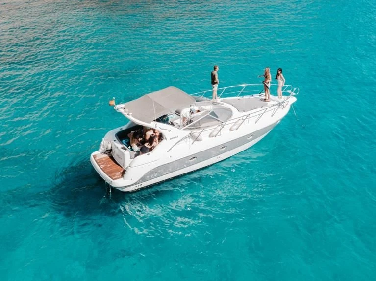 Noleggio Barca a motore Sessa Marine Oyster con patente nautica