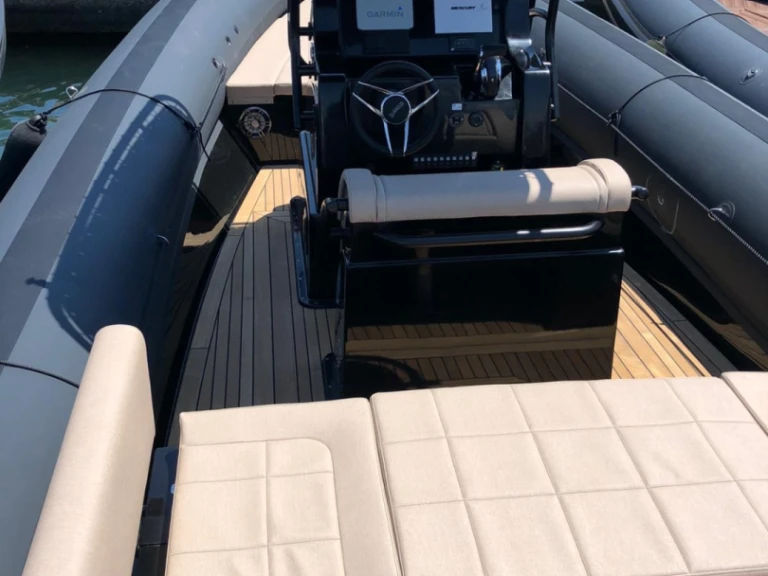 Noleggio a Cogolin – Sea Water 280 Smeralda  su SamBoat