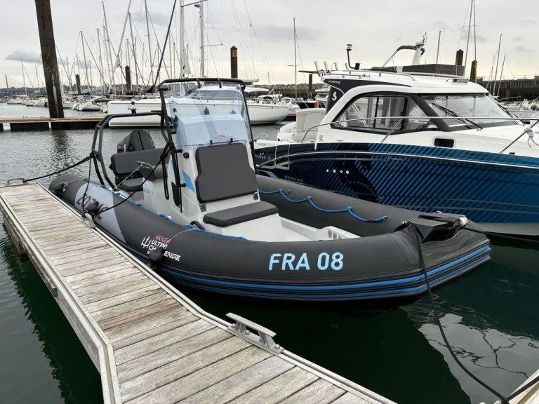 Zodiac ZODIAC PRO 6.5 da affittare a  Brest