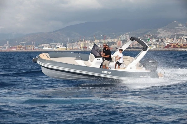 Noleggio barche Port Grimaud economico SALPA 26 SOLEIL