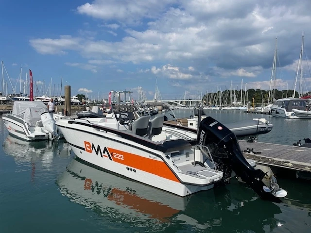Barca a motore a noleggio a La Trinité-sur-Mer al miglior prezzo