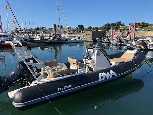 Noleggio Gommone a La Trinité-sur-Mer – Bwa BWA 24 GTO