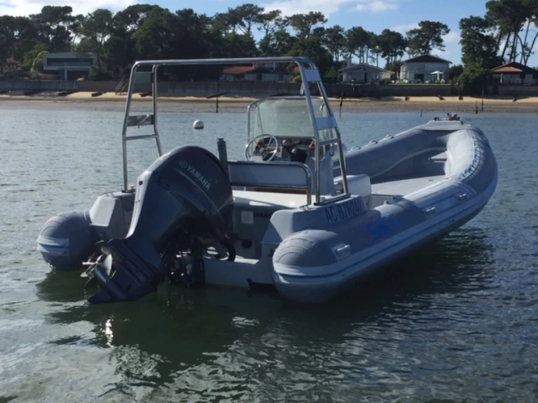 Noleggio barche Sacs Sacs S 750 Madras a Piraillan su Samboat