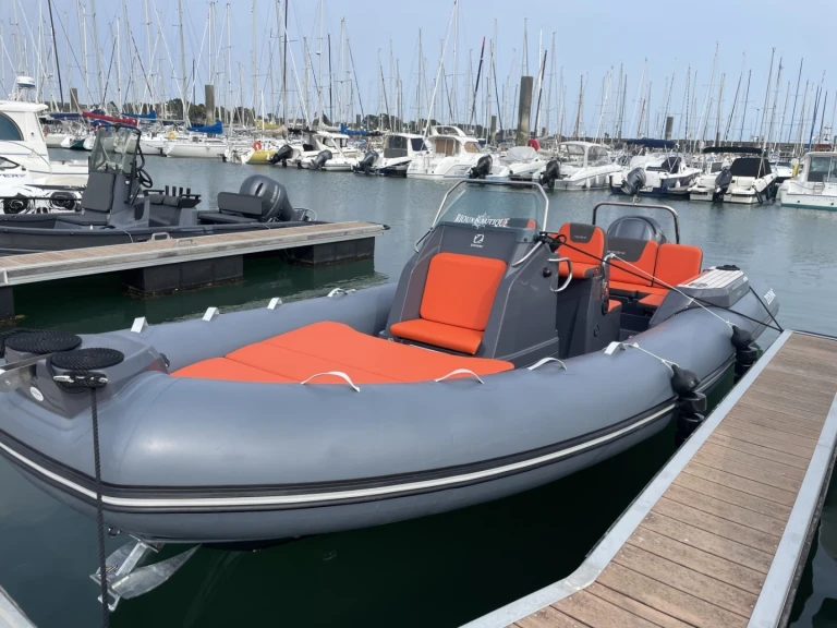 Noleggiare una Zodiac Medline 7.5 a La Trinité-sur-Mer
