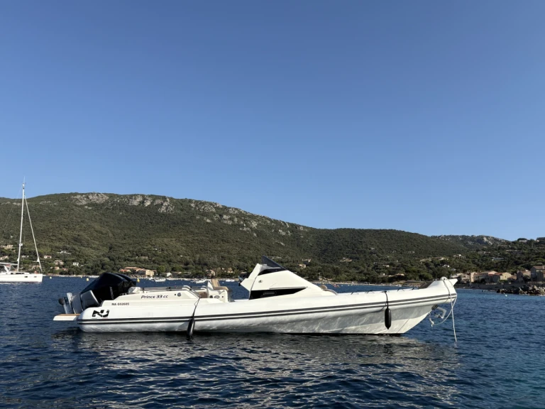 Noleggio Gommone a Propriano – Nuova Jolly PRINCE 33C