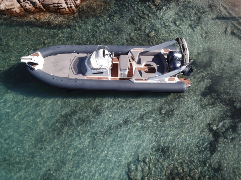 Noleggio barche Capelli 1000 sun a Porto-Vecchio su Samboat