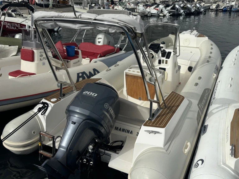 Noleggio Gommone con o senza skipper Capelli a Porto-Vecchio