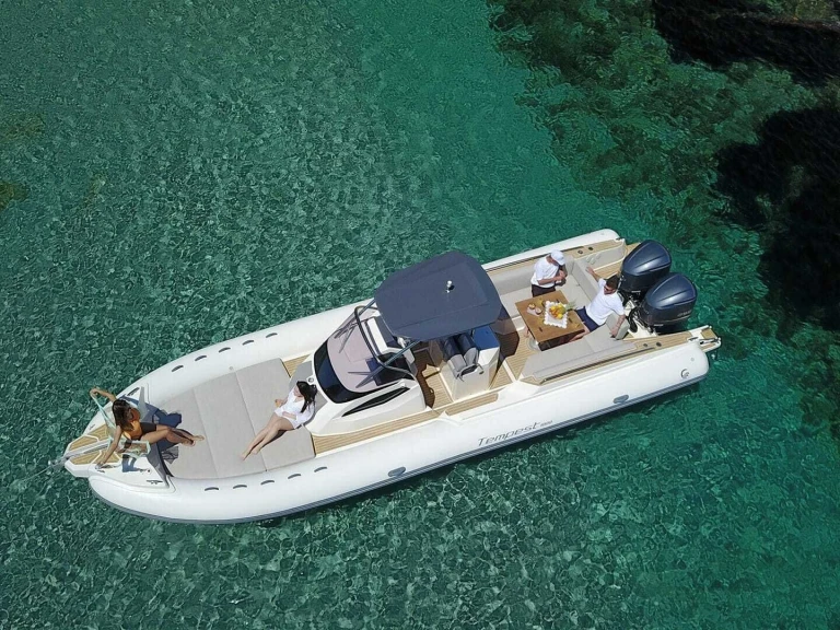Noleggio barche Porto-Vecchio economico CAPELLI 900 TEMPEST