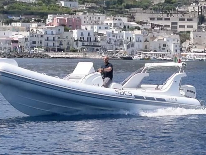 Noleggio Gommone con o senza skipper Sacs a Porto-Vecchio