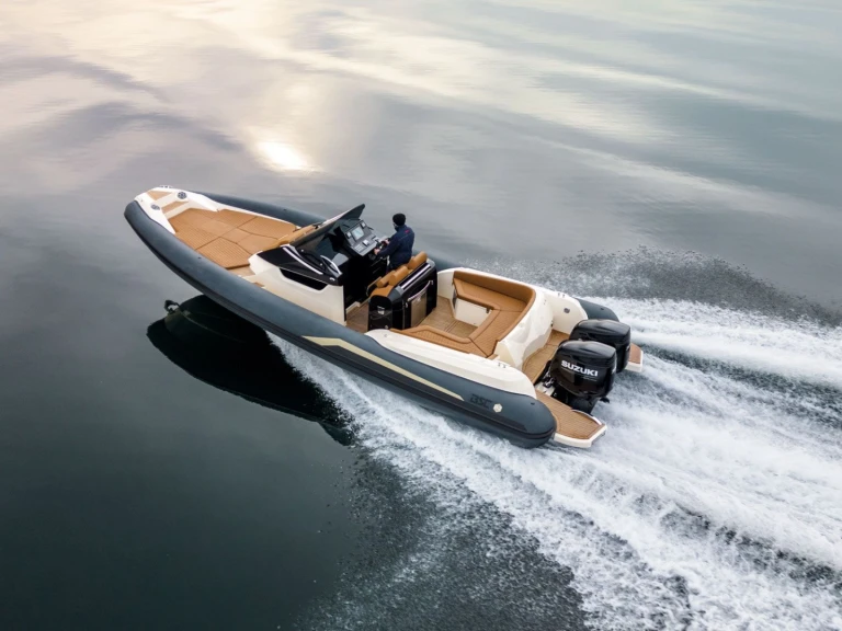 Noleggio barche Cogolin economico B-2