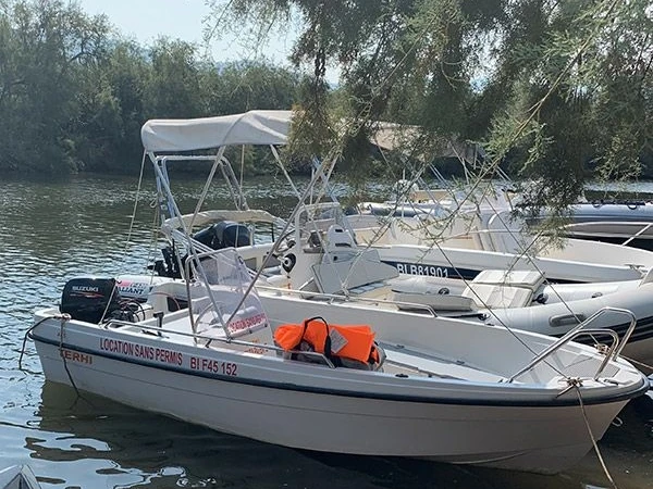 Noleggio Barca a motore Terhi con patente nautica