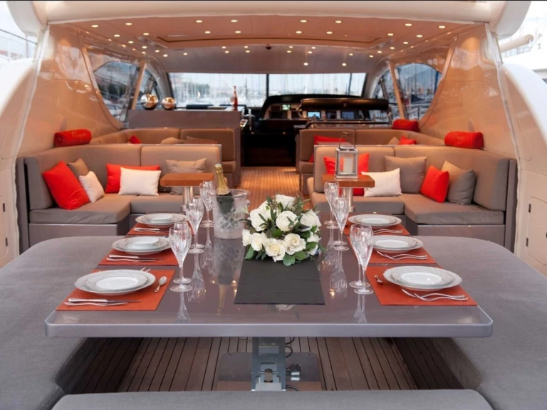 Noleggio Yacht di lusso Leopard con patente nautica