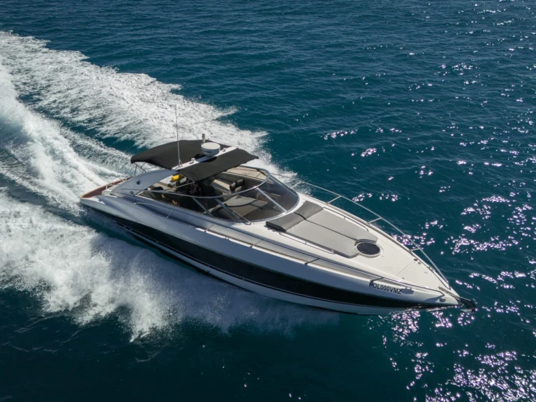 Noleggiare una Sunseeker Superhawk 43 a Saint-Jean-Cap-Ferrat