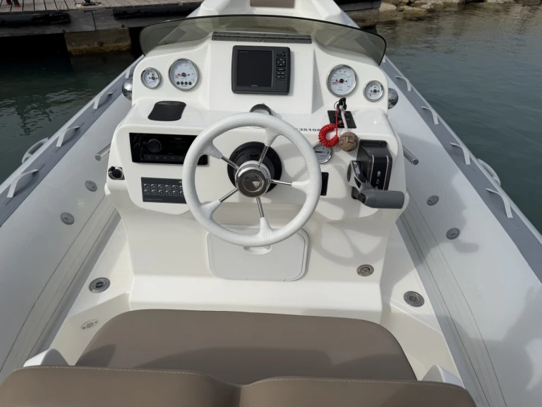Noleggio barche Master Master 699 a La Madrague su Samboat