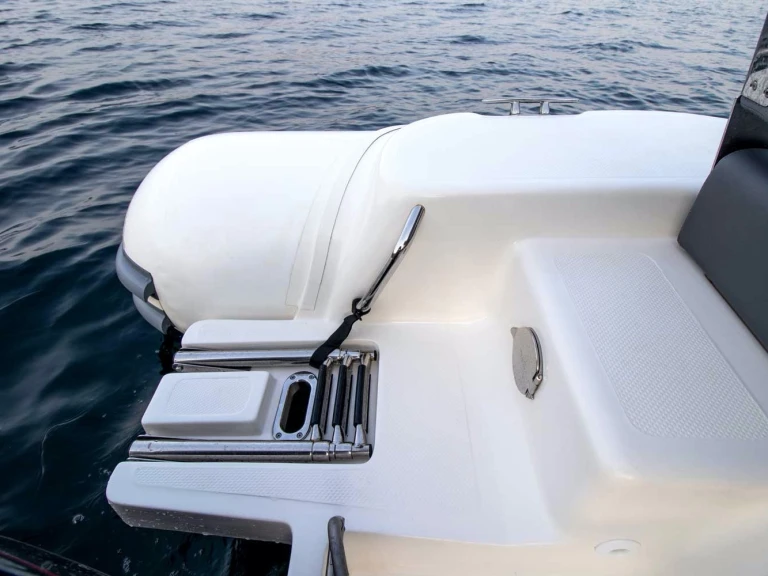 Gommone a noleggio a Sète al miglior prezzo