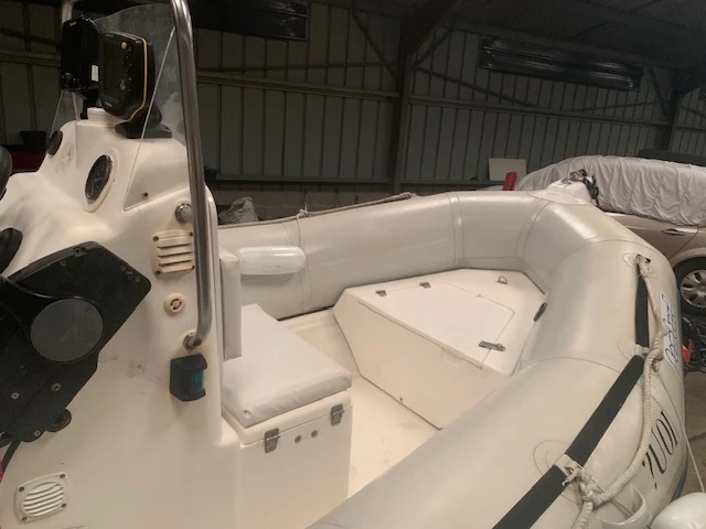 Noleggio Gommone Zodiac con patente nautica