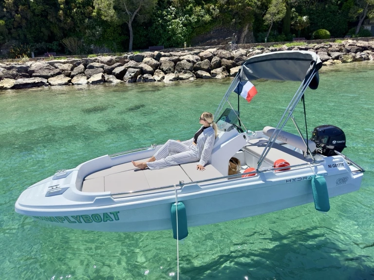 Noleggio Barca a motore ROTO con patente nautica