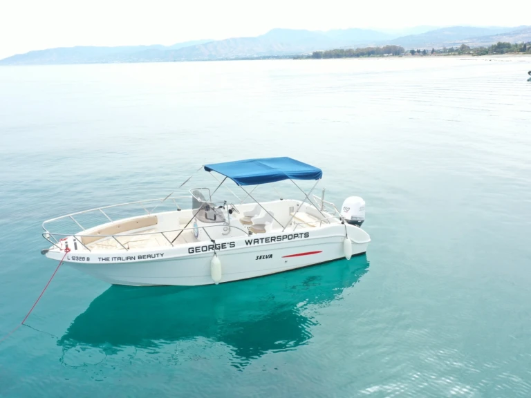 Noleggio a Latchi – Selva SELVA D 7.0 C su SamBoat