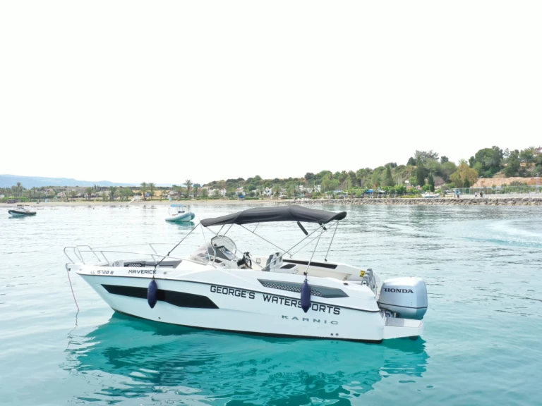 Noleggio Barca a motore a Latchi – Karnic KARNIC 701 SL