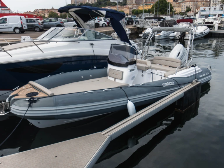 Noleggio Gommone Salpa con patente nautica