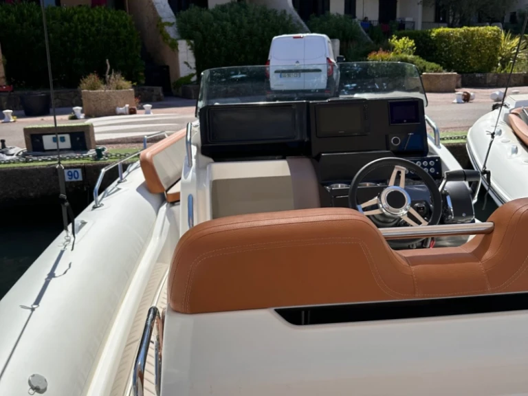 Noleggio Gommone con o senza skipper Zodiac a Cogolin