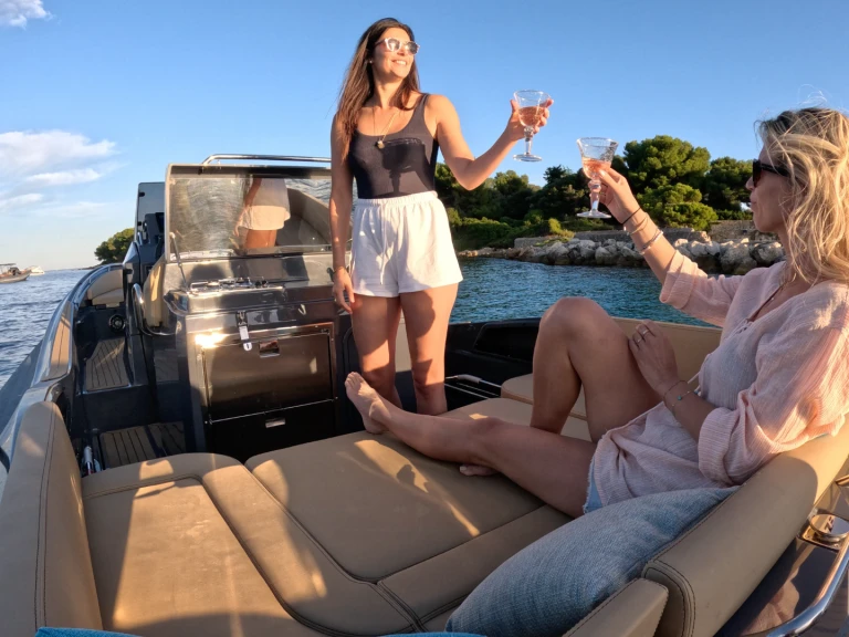 Noleggio a Cogolin – Zar ZAR 85 Sport Luxury su SamBoat