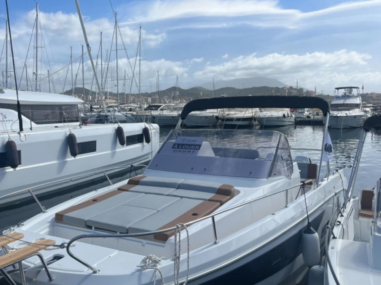 Noleggio Barca a motore a Ajaccio – Bénéteau FLYER 9 SUNdeck