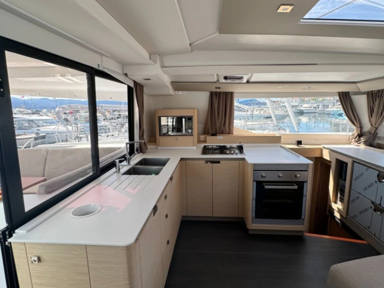 Noleggio Catamarano a Ajaccio – Fountaine Pajot Tanna 47