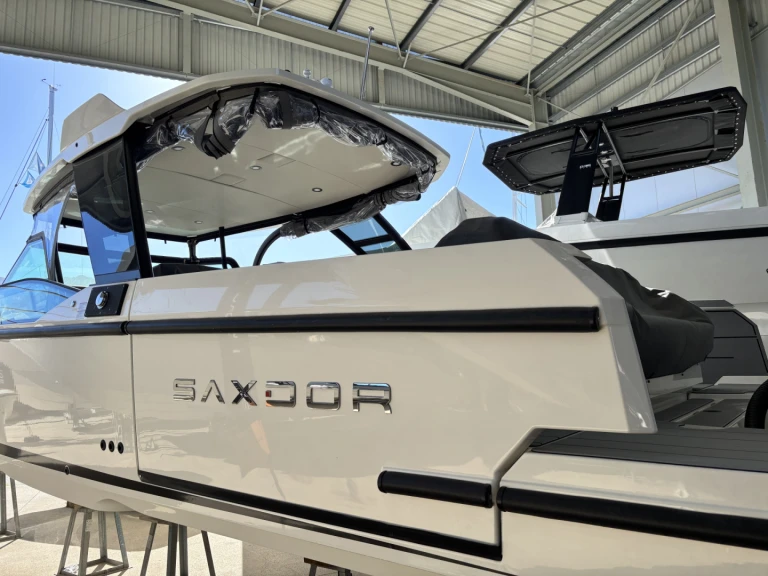 Noleggio Barca a motore Saxdor con patente nautica