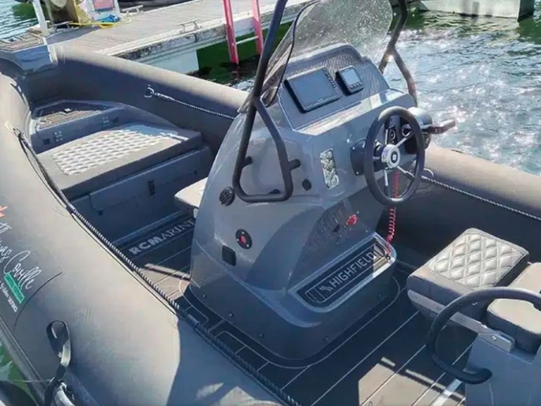 Noleggio Gommone con o senza skipper Highfield a Cogolin