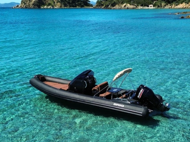 Noleggiare una Brig Eagle 8 a Hyères