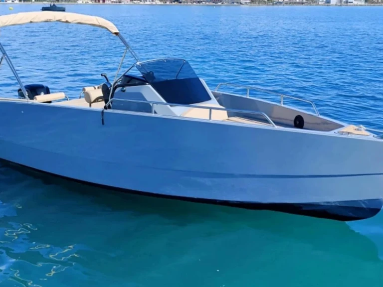 Noleggio Barca a motore a Saint-Raphaël – Nuva Nuva M6 Open