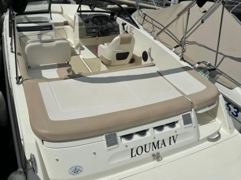 Noleggio Barca a motore a Le Bourget-du-Lac – Bayliner BAYLINER VR5