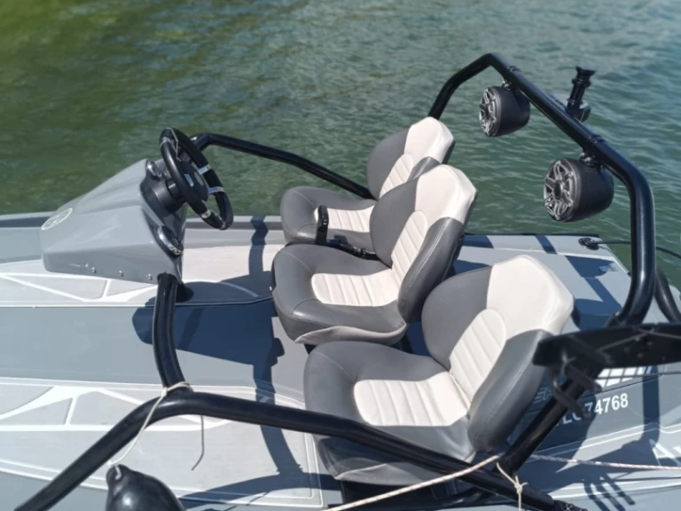 Noleggio barche AWASH sport a Aix-les-Bains su Samboat