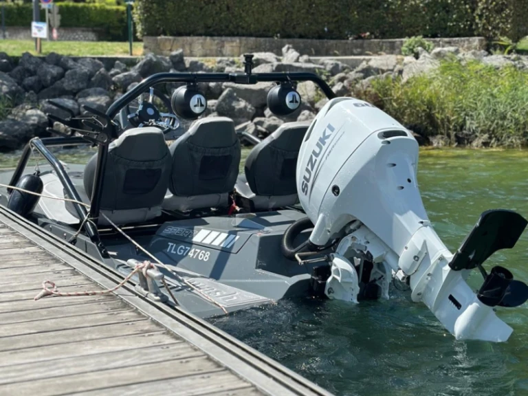 Noleggio Barca a motore con o senza skipper AWASH a Aix-les-Bains