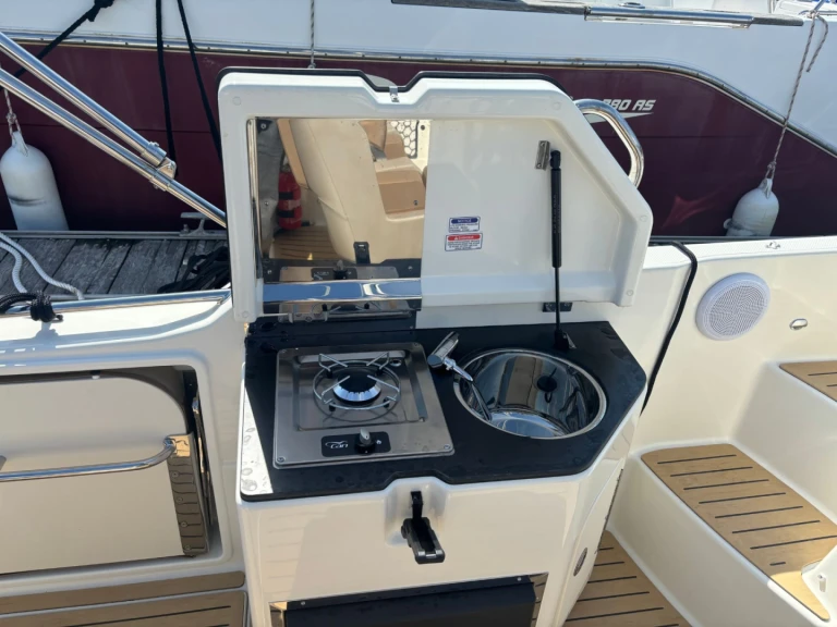 Noleggiare una Quicksilver QUICKSILVER 755 ACTIV SUNDECK a Trébeurden