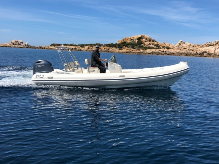 Nuova Jolly Nuova Jolly 630 da affittare a  Campomoro