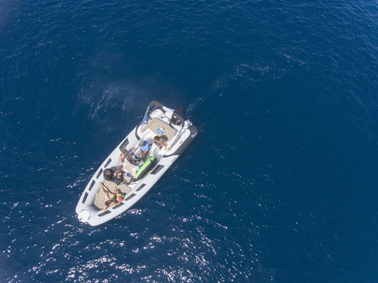 Noleggio barche Quicksilver Quicksilver 555 Activ Open a Campomoro su Samboat