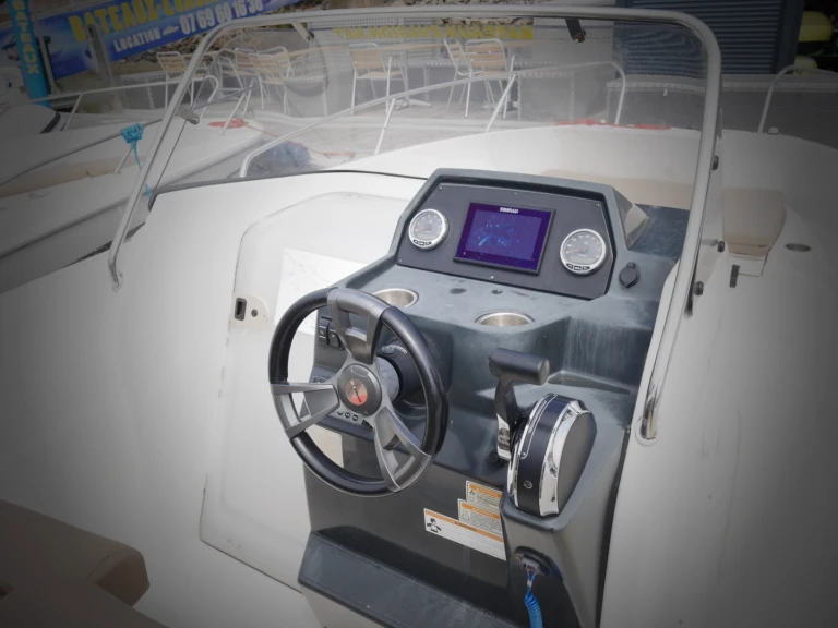 Noleggio a La Baule-Escoublac – Quicksilver QUICKSILVER 675 ACTIV su SamBoat