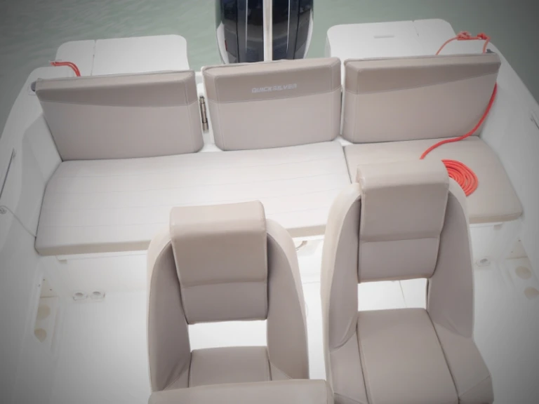 Noleggiare una Quicksilver QUICKSILVER 675 ACTIV a La Baule-Escoublac