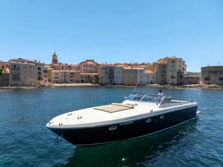 Noleggio barche Itama ITAMA 42 a Saint-Tropez su Samboat