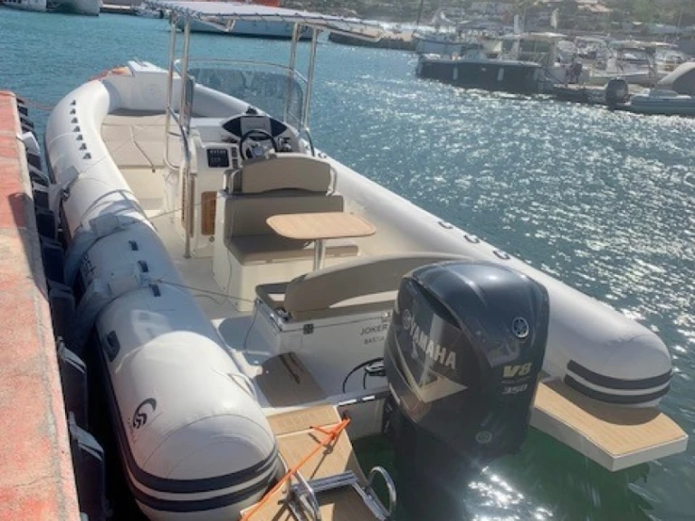 Noleggio Gommone Capelli con patente nautica