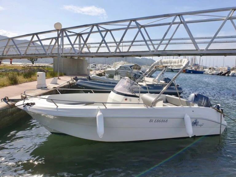 Pacific Craft Pacific Craft 625 Open da affittare a  San Fiorenzo