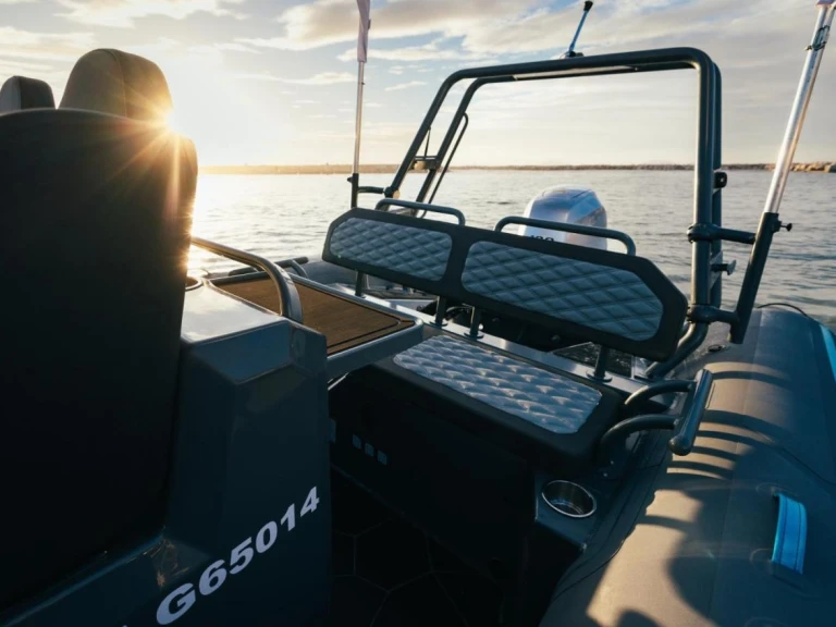 Noleggio barche Highfield Patrol 660 a La Trinité-sur-Mer su Samboat