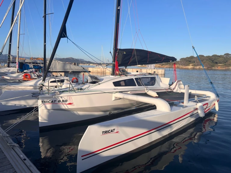 Tricat TRICAT 8.50 da affittare a  La Trinité-sur-Mer