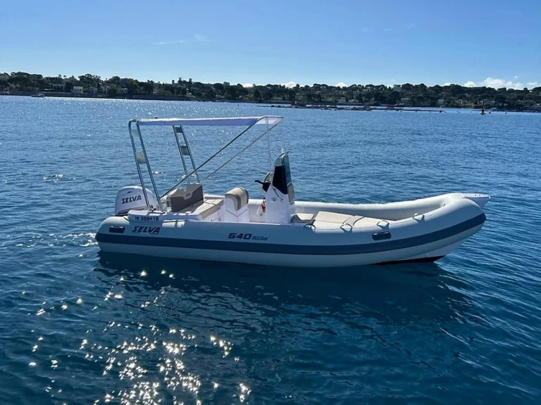 Selva Selva 540 Stile da affittare a  Antibes